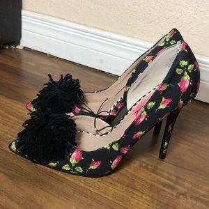 Betsy Johnson pumps